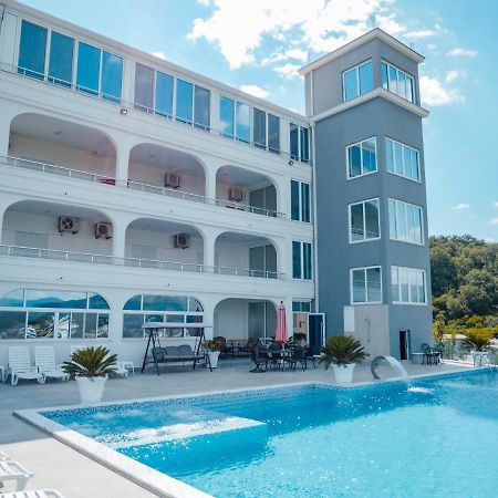 Apartments Gjenashaj Ulcinj Exterior photo