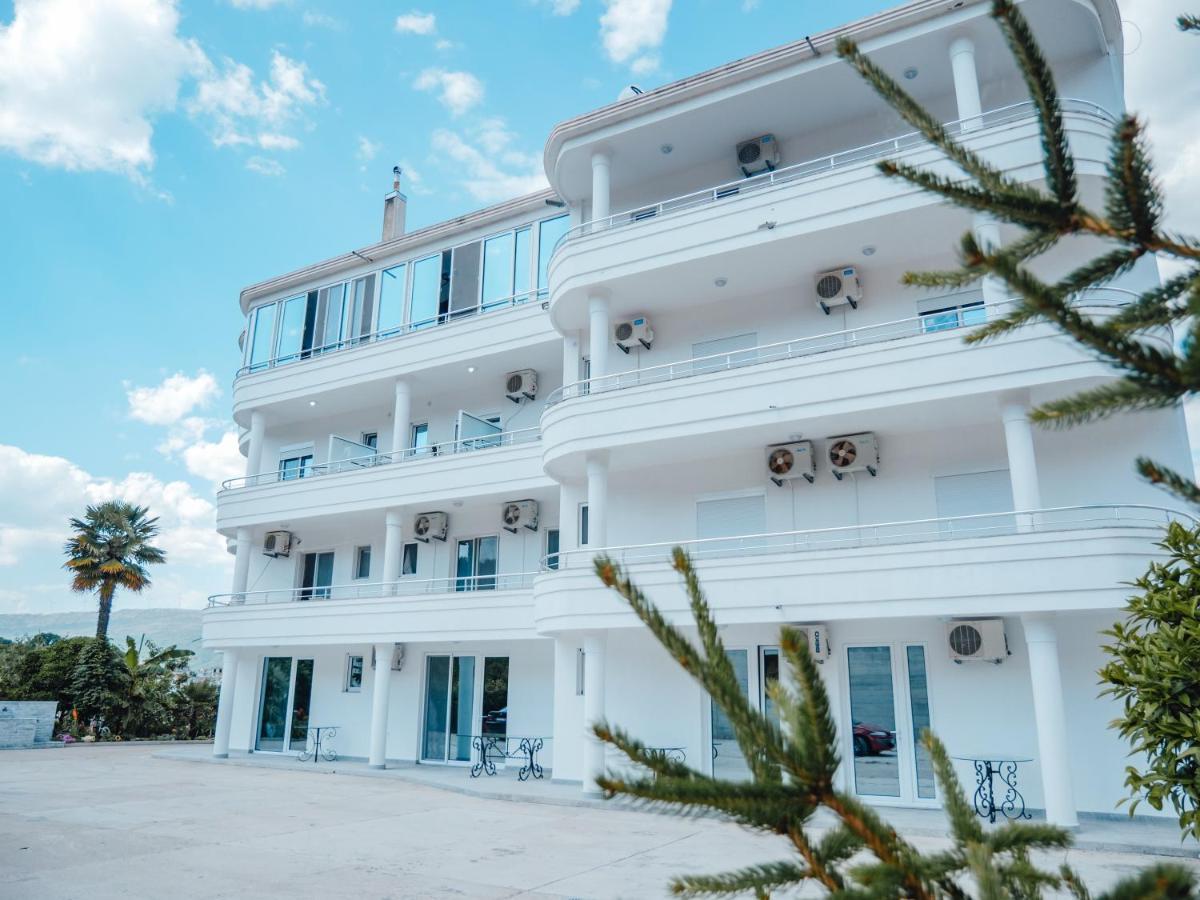 Apartments Gjenashaj Ulcinj Exterior photo