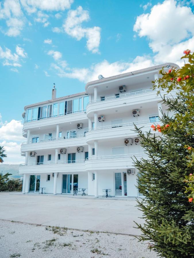 Apartments Gjenashaj Ulcinj Exterior photo